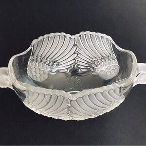 Mikasa Frosted and Clear Crystal Swan Centerpiece